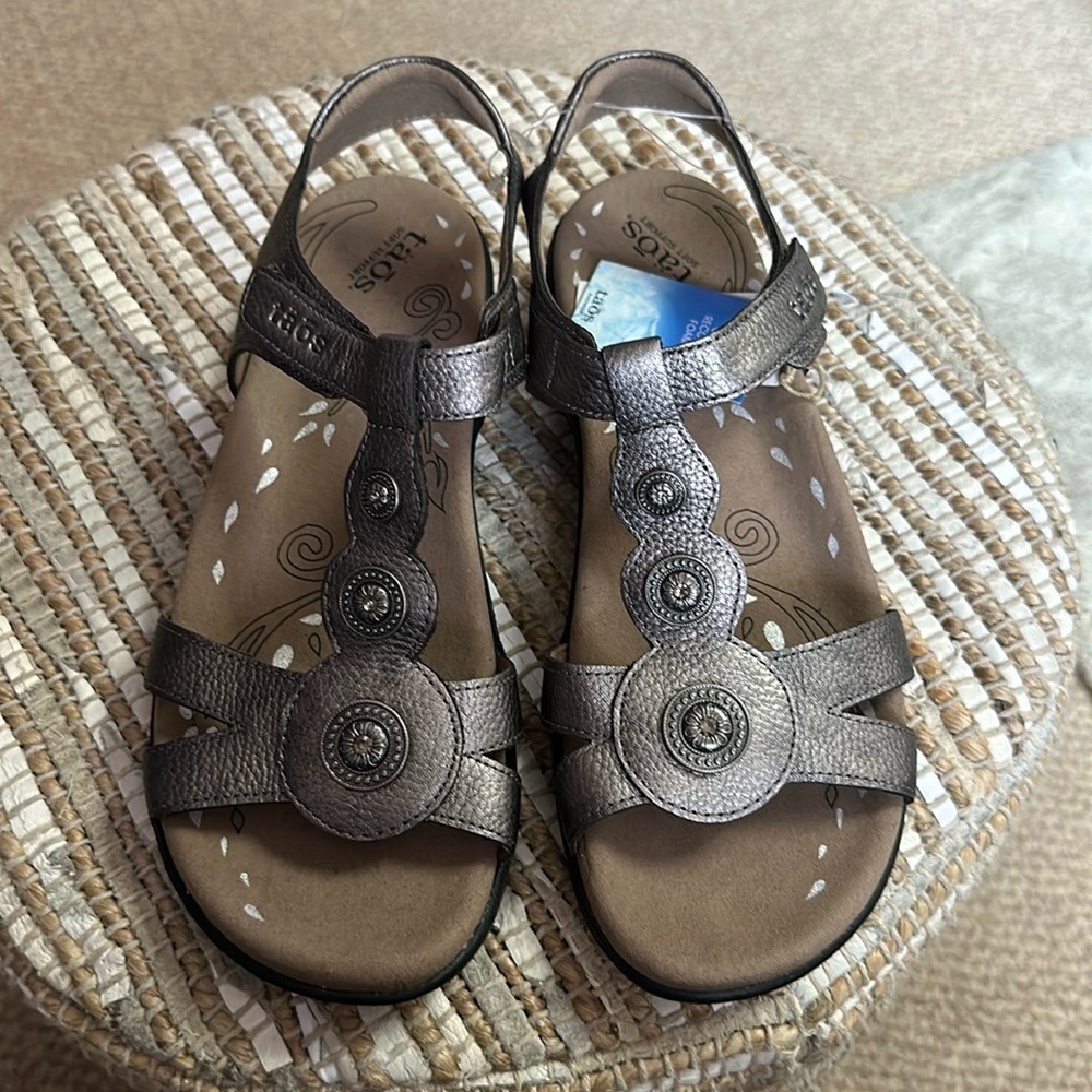 Taos Treasure 2 Women's Pewter Metallic
